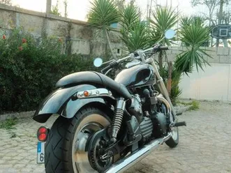 triumph speedmaster 900 arosa e castelões