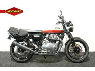 royal enfield intercepter 650 zwart