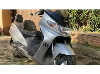 vendo suzuki burgman an 250 (1998 - 01) usata a milano (codice 9907683) - moto.it