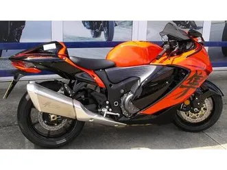 suzuki hayabusa 25 limited edition. only 100 miles. save £3000 on rrp.