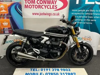 triumph speed twin 1200 rs. 2025(25), 1 owner, 309 miles, immaculate, £11,995