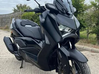 2023-73-yamaha-x-max-tech-max-125-yp125rasp-xmax-black-nice-scooter-hpi-clear