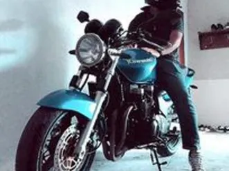 moto zr7 kawasaki 750 cc