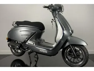 mgb trieste 125 cc scooter affordable reliable commuter a1 licence learner