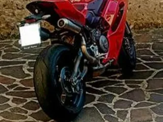 ducati panigale v2 - 2025 garanzia luglio 2028