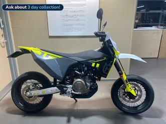 husqvarna 701 supermoto (23my) 692 cc