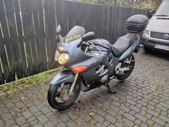 motocykl sportowo -turystyczny suzuki gsx 750f dukla