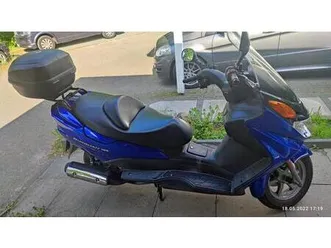 verkaufe suzuki burgman uh125, baujahr 2003.tüv 3/26