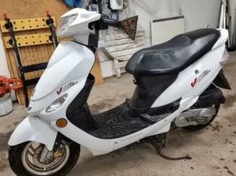 ② peugeot v clic a klasse