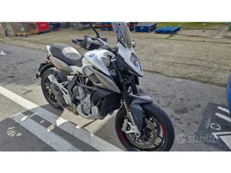 mv augusta 800 stradale