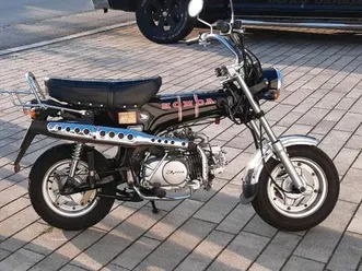 skyteam-honda-dax-125