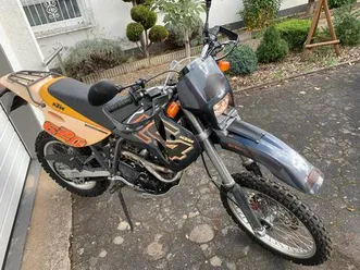 hier biete ich eine ktm 620 lc4 six days