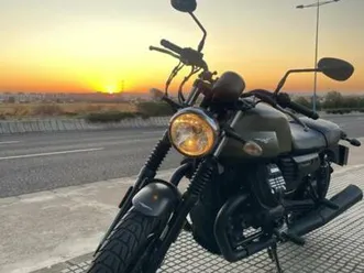 moto guzzi - v7 iii stone