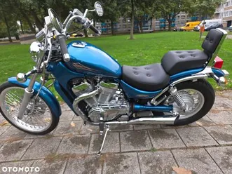 suzuki intruder