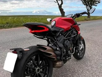 mv agusta dragster 800 r