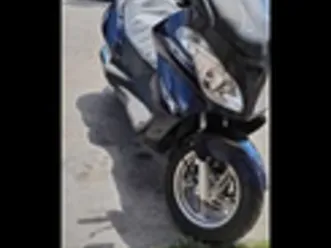 aprilia atlantic 250