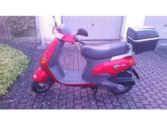 piaggio-skr-125