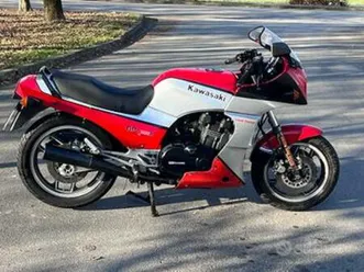 kawasaki gpz 900 r