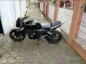 kawasaki zr 750