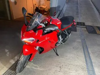 ducati supersport 950