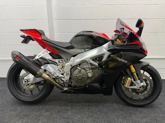 aprilia rsv4 factory