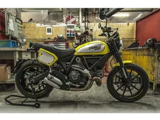 ② ducati scrambler flat track pro 800 cc