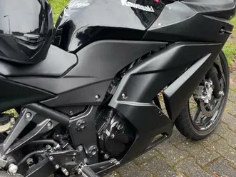 kawasaki ninja 250r | topzustand | leovince | 3.500€ vb