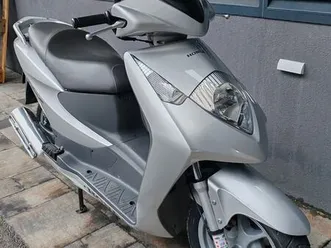 honda dylan 150, 2005 god.