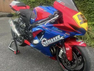 2016 suzuki gsxr 600 track bike
