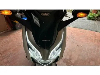 vendo honda forza 300 deluxe abs (2018 - 20) usata a genova (codice 9908040) - moto.it
