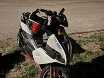 aprilia sr 50 - 2023