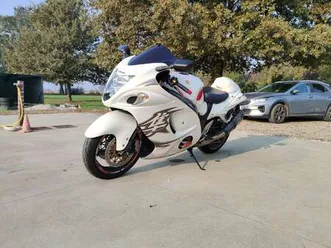 suzuki hayabusa bianco