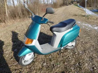 vespa piaggio roller sfera 50 typ nsl grün baujahr 1993