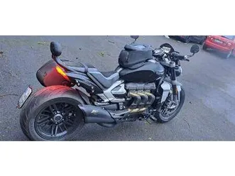 triumph rocket iii roadster
