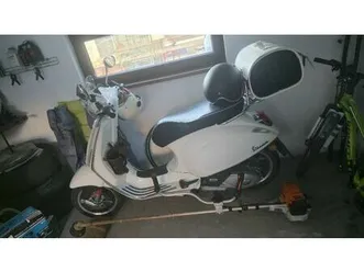 vespa sprint 125 z 2023 r 5tys przebieg katowice ligota-panewniki