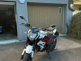 benelli bn125