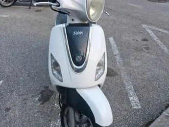 scooteur sym