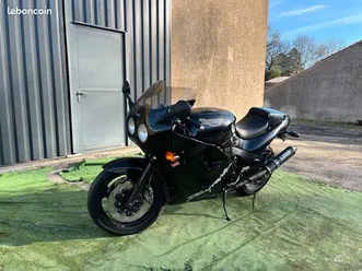 triumph daytona 1200