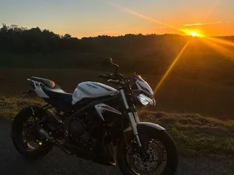 triumph street triple s a2