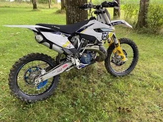 moto cross husqvarna 250tc