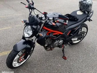 suzuki gladius sfv 650