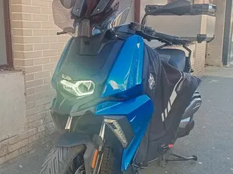 scooter bmw c 400 x tb état