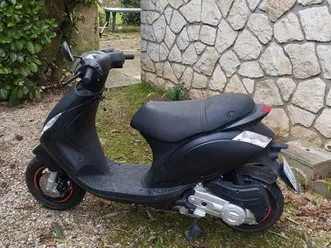 scooter piaggio peu roulé