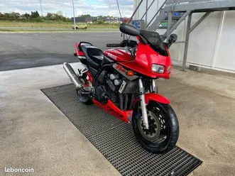 yamaha fazer 600 année 2000