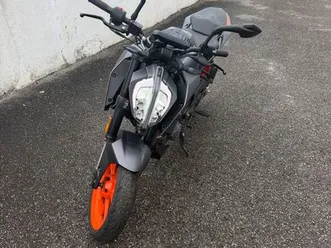 moto ktm duke 125