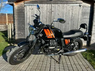 guzzi v7 spécial