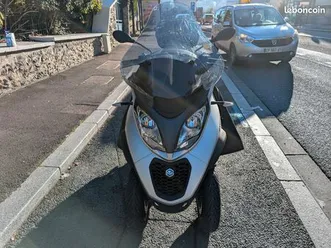 piaggo mp3 400 hpe sport