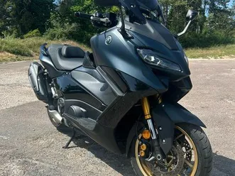 yamaha tmax 560 techmax – dark petrol