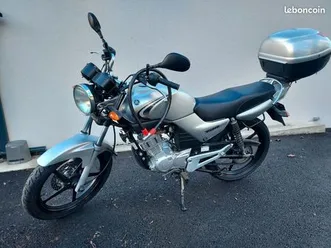 yamaha ybr125 quasi neuve