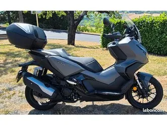 scooter honda adv 350